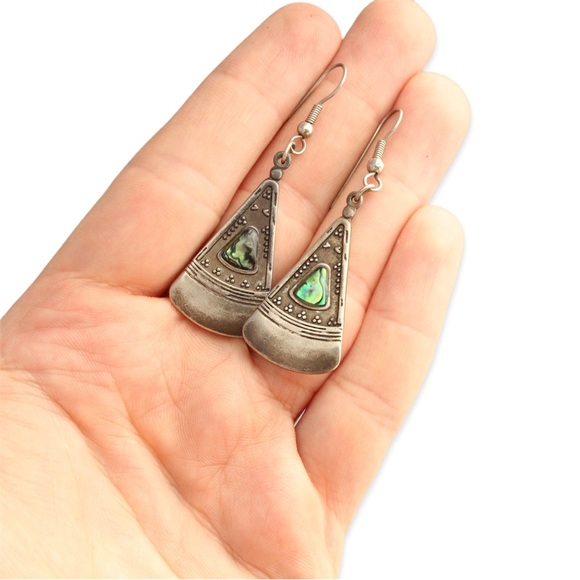 Vintage Abalone Shell Dangle Earrings Silver Tone Triangle Granulated Bohemian - Picture 3 of 3